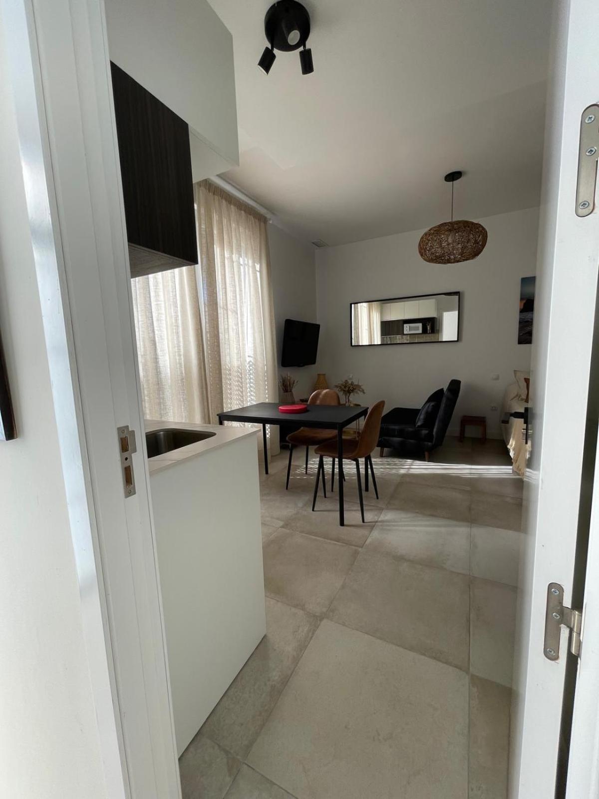 Vivir Arpisama Apartment Seville Exterior photo